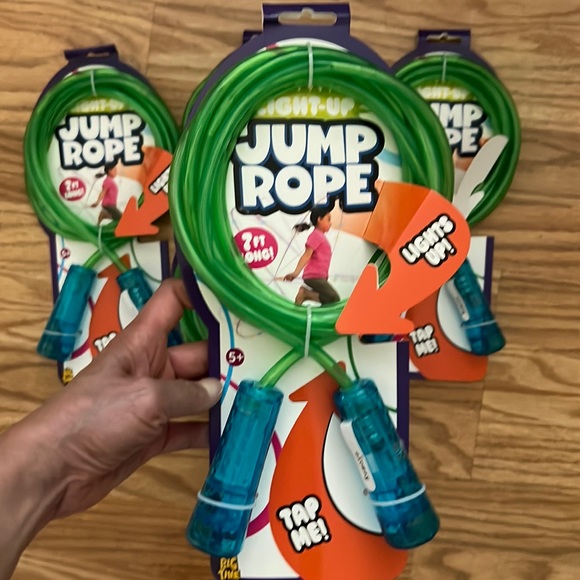 6 pc Big Time Light-up 7 ft long Jump Rope - Picture 2 of 3